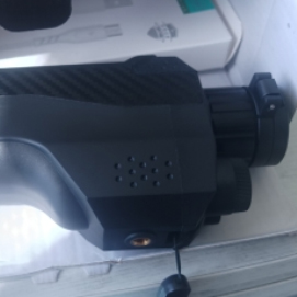 Монокуляр Levenhuk Atom